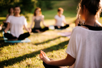 Méditation en présentiel — visuel groupe
